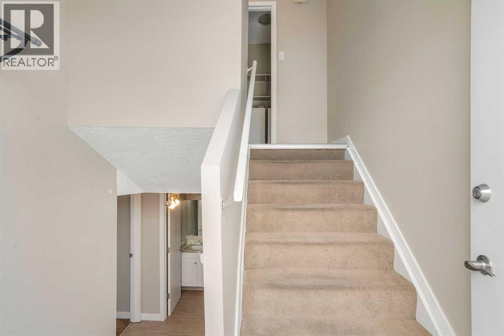 Multi-family House for Sale in  Mckinnon Drive NE Mayland Heights Calgary 