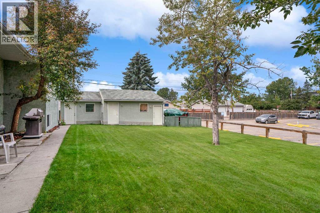 Multi-family House for Sale in  Mckinnon Drive NE Mayland Heights Calgary 