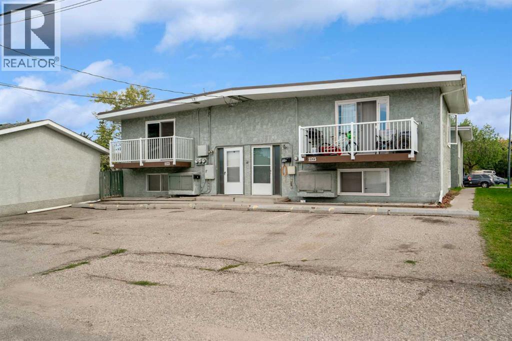 Multi-family House for Sale in  Mckinnon Drive NE Mayland Heights Calgary 