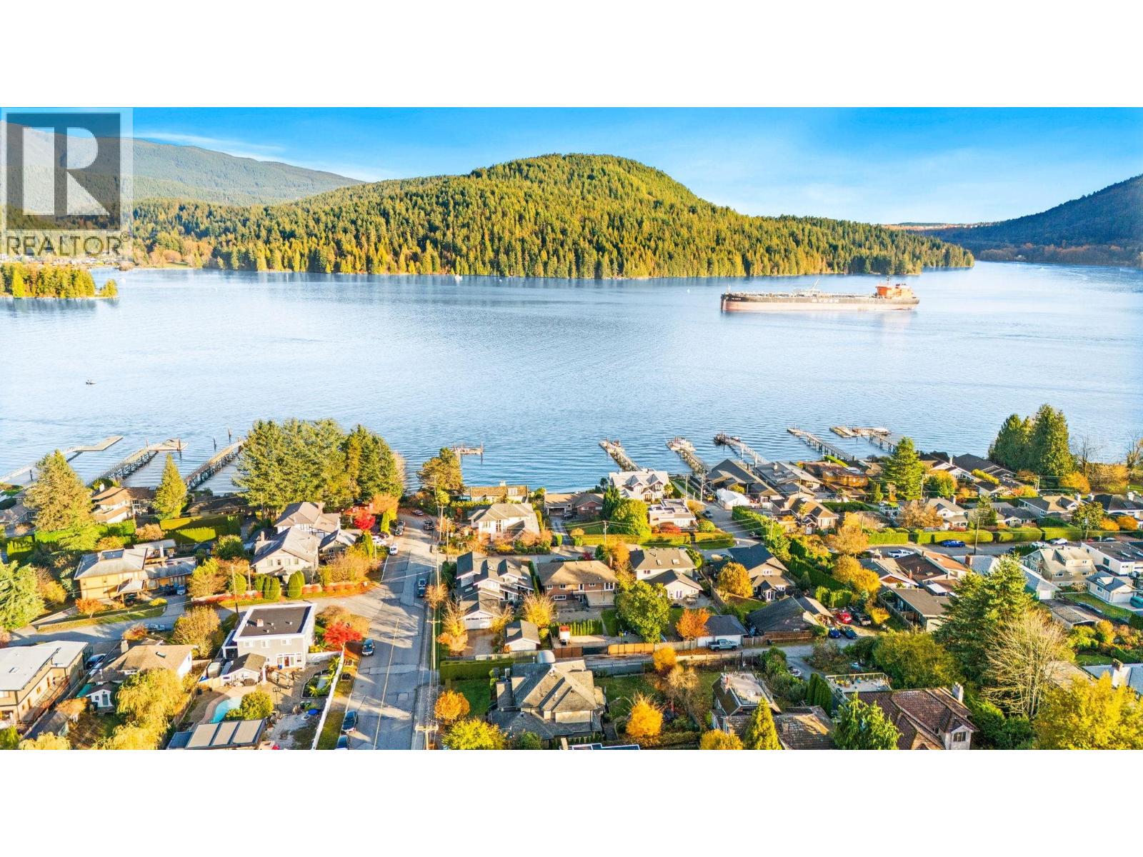 463 BEACHVIEW DRIVE, North Vancouver