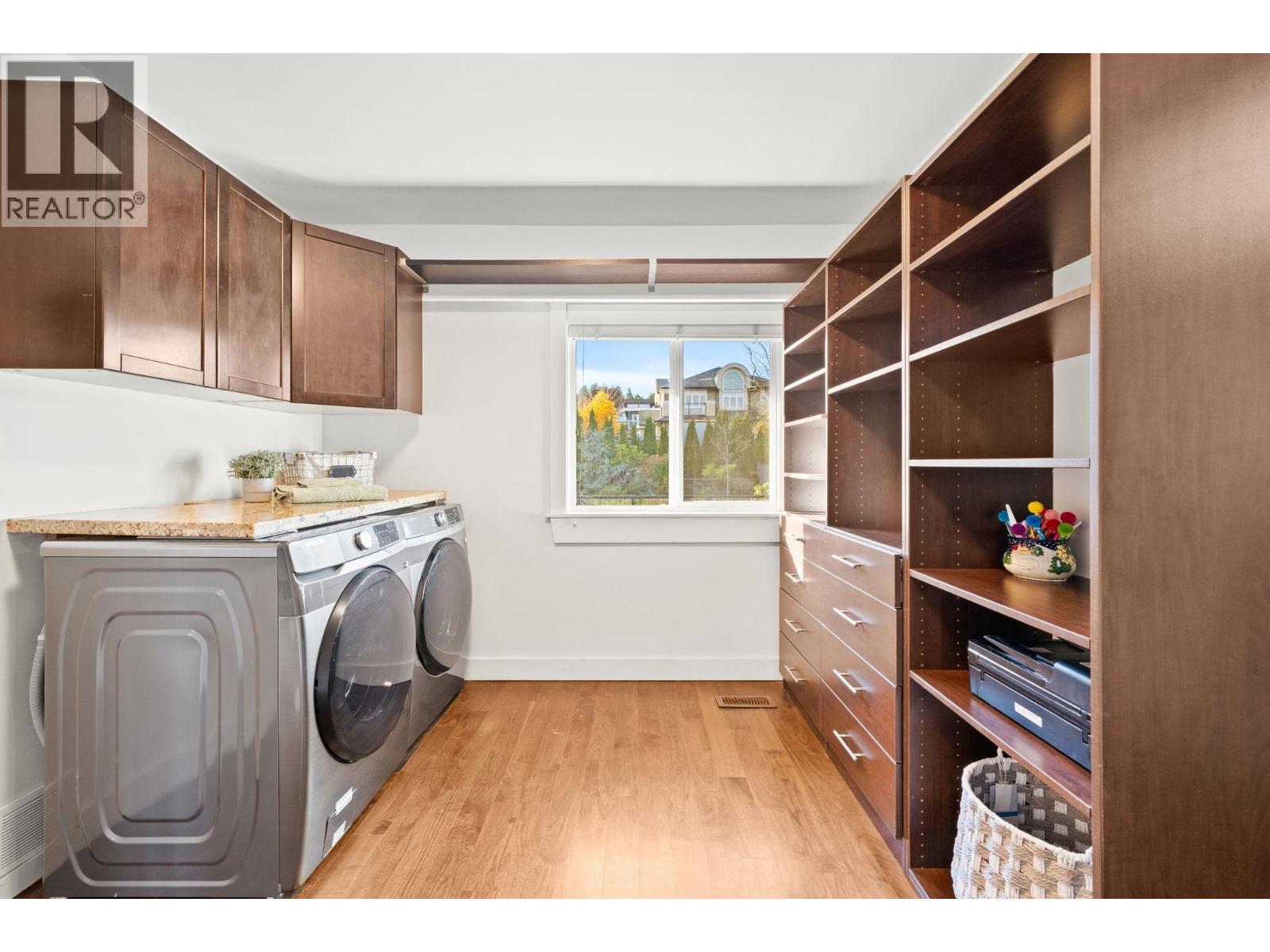 463 BEACHVIEW DRIVE, North Vancouver