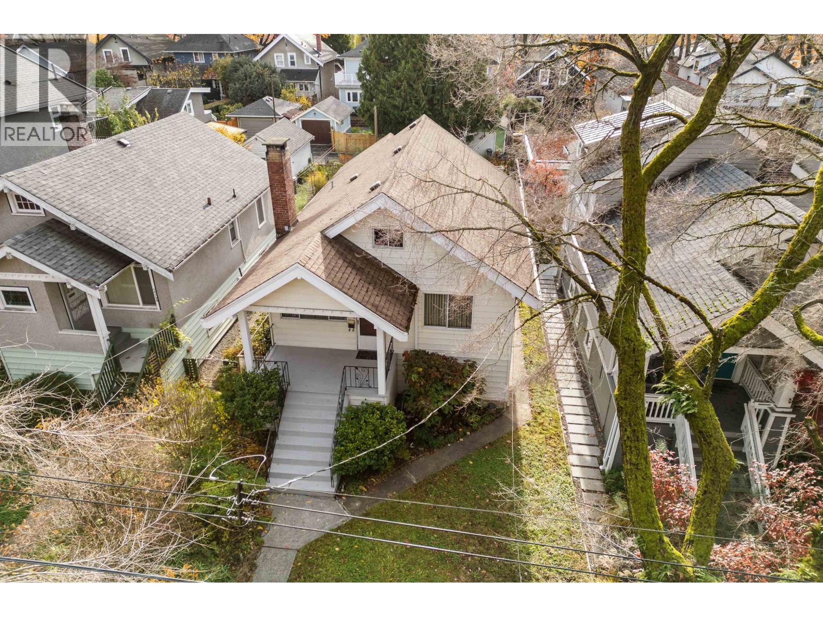 2240 E 6TH AVENUE, Vancouver
