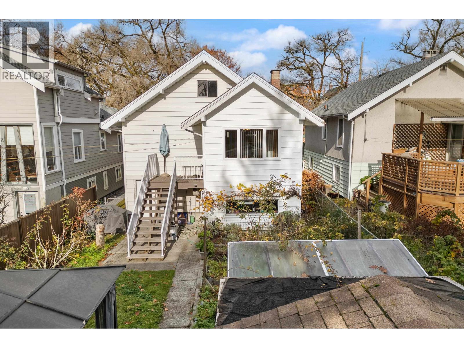 2240 E 6TH AVENUE, Vancouver