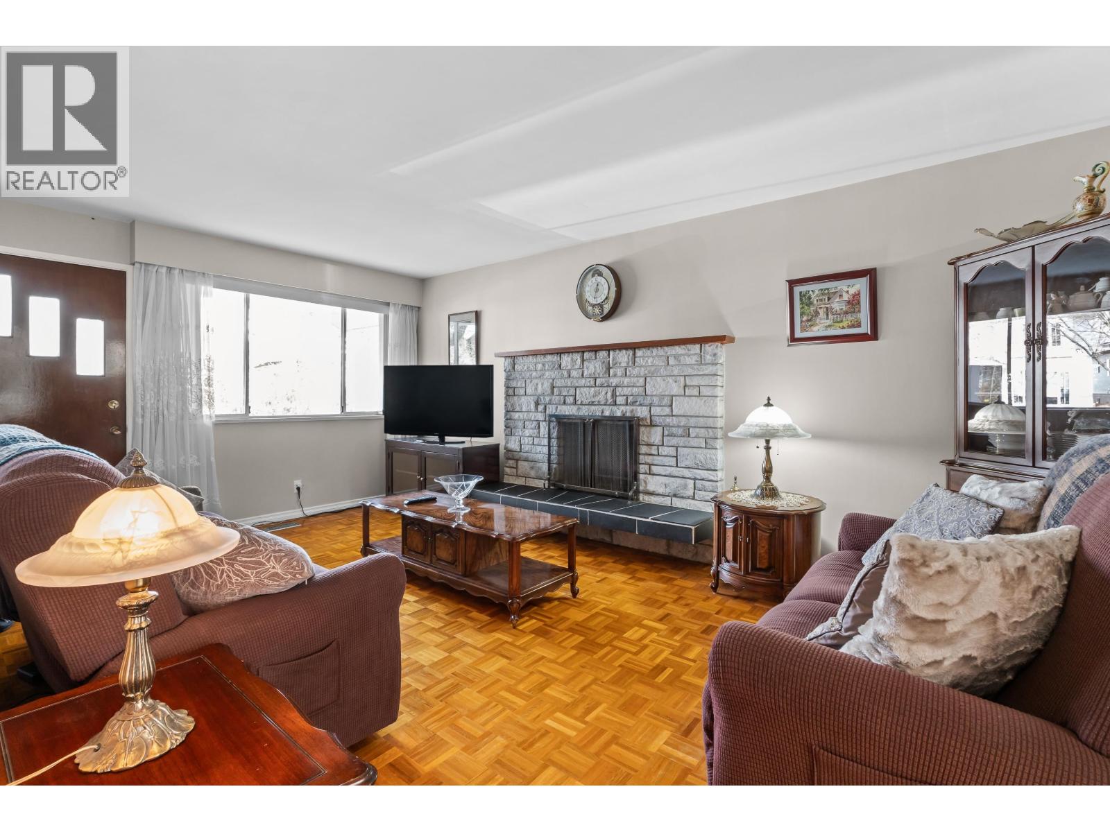 2240 E 6TH AVENUE, Vancouver