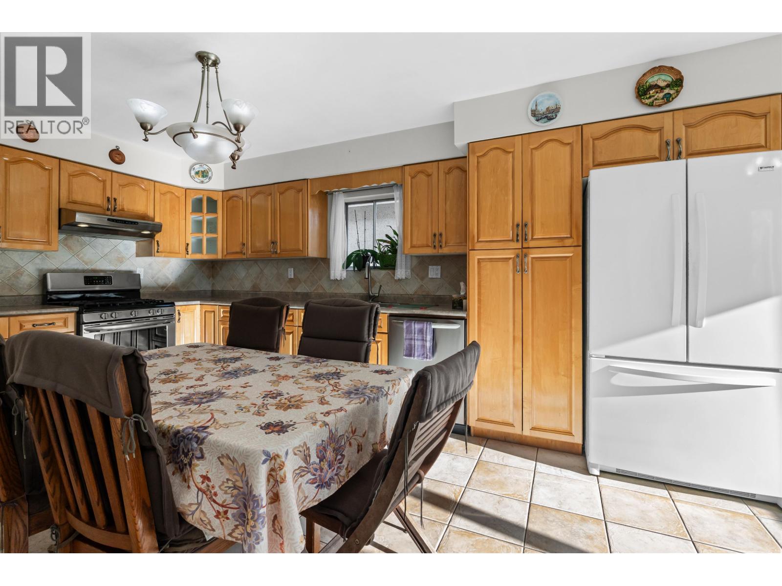 2240 E 6TH AVENUE, Vancouver