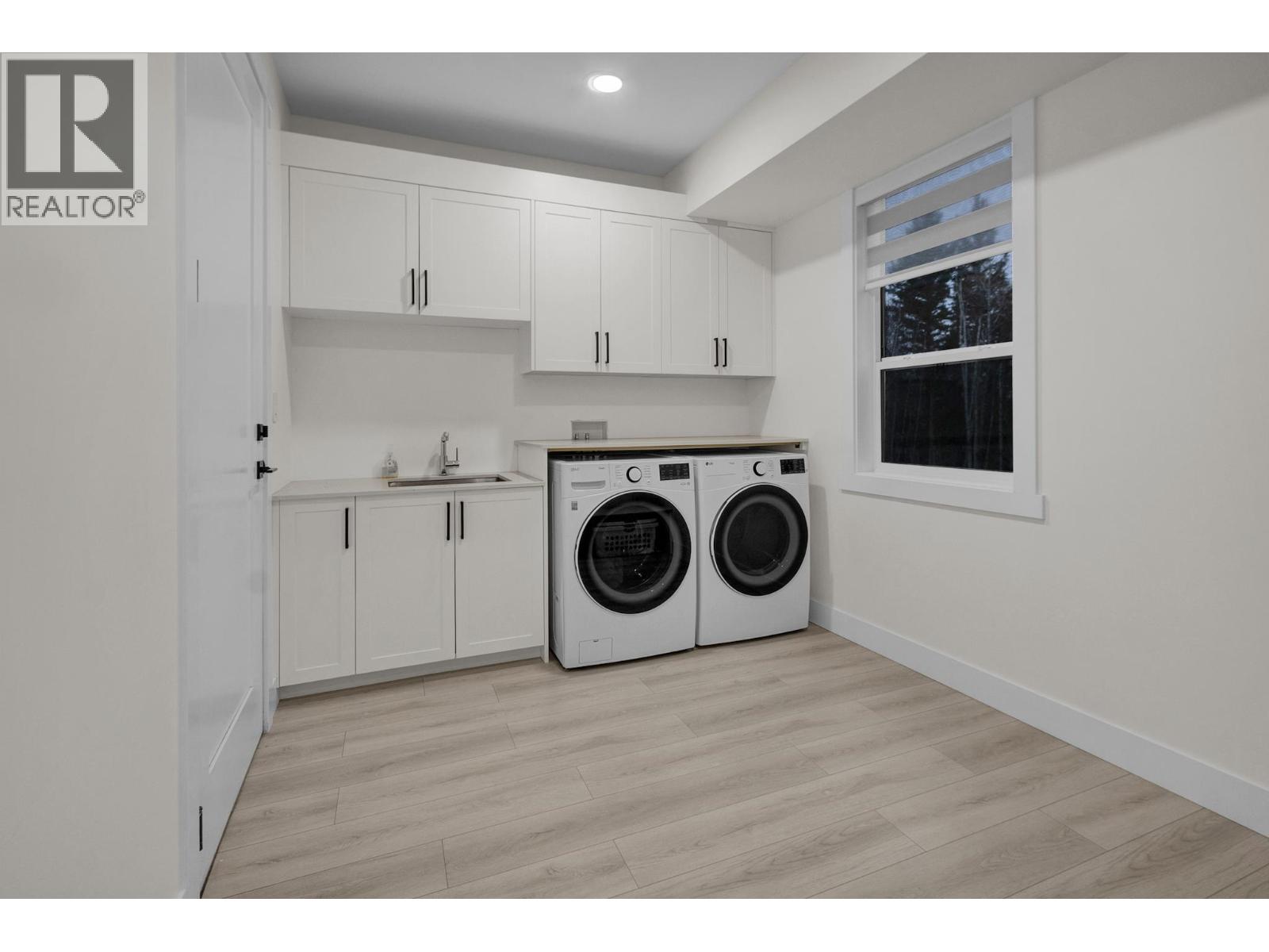 3958-3960 BARNES DRIVE, Prince George