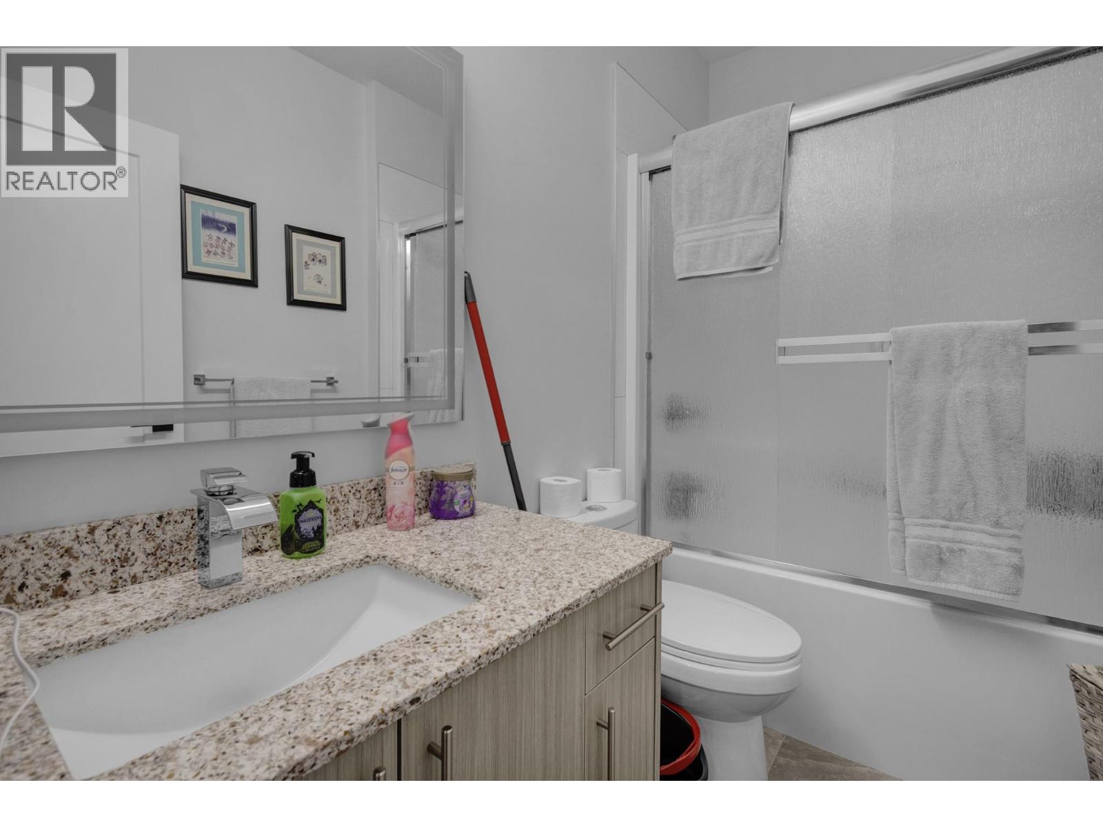 3958-3960 BARNES DRIVE, Prince George