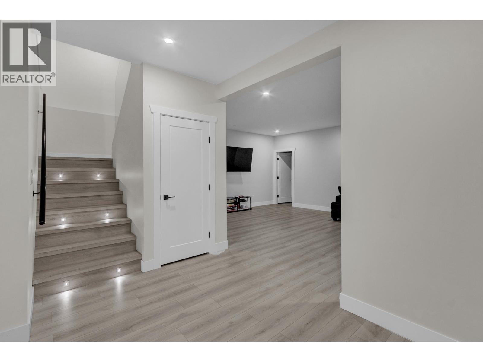 3958-3960 BARNES DRIVE, Prince George