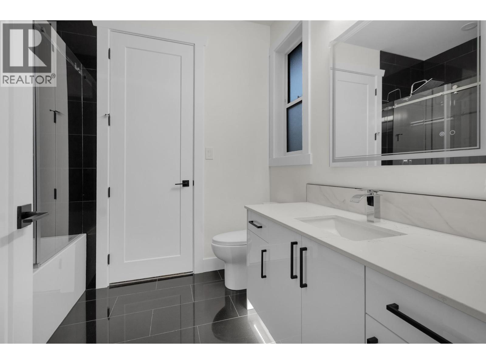 3958-3960 BARNES DRIVE, Prince George