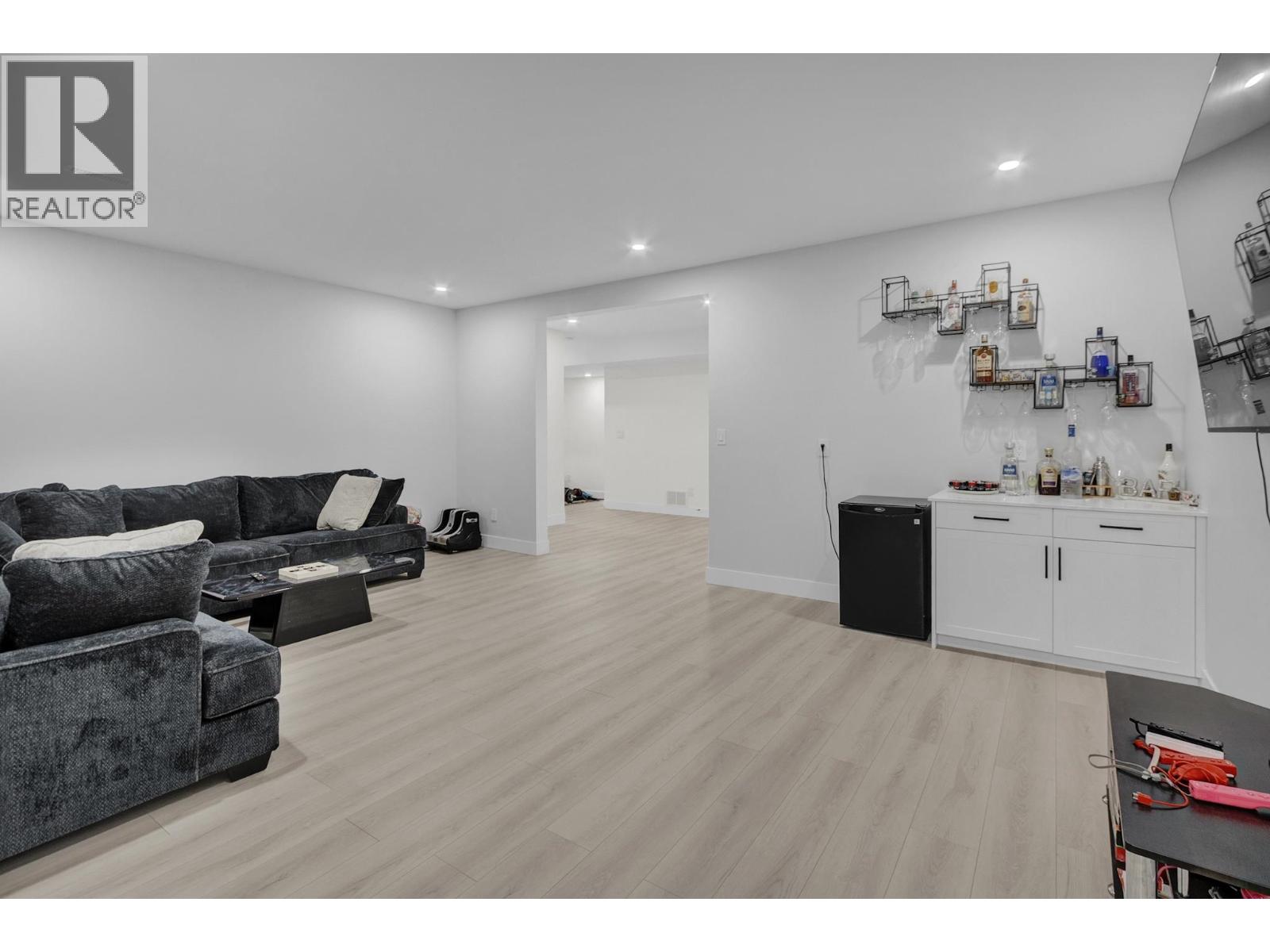 3958-3960 BARNES DRIVE, Prince George