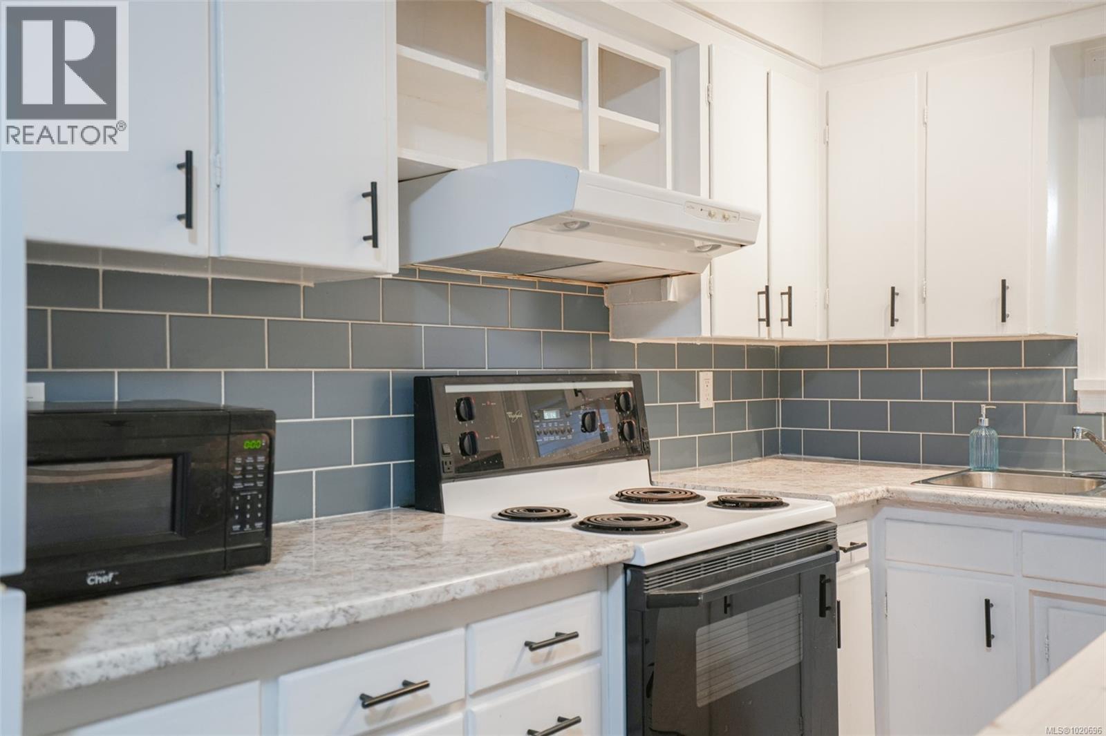 4865 Burde St, Port Alberni