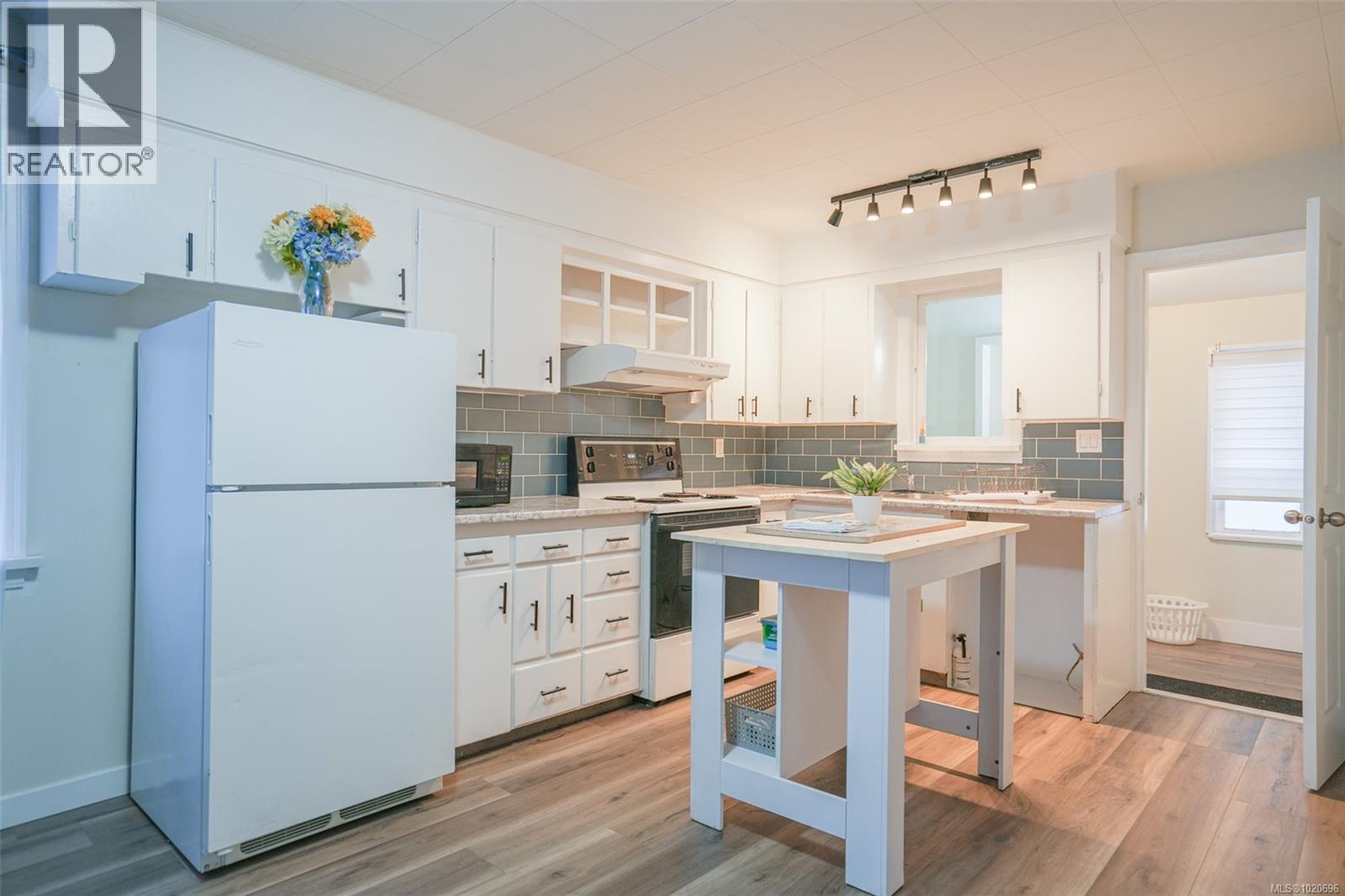 4865 Burde St, Port Alberni