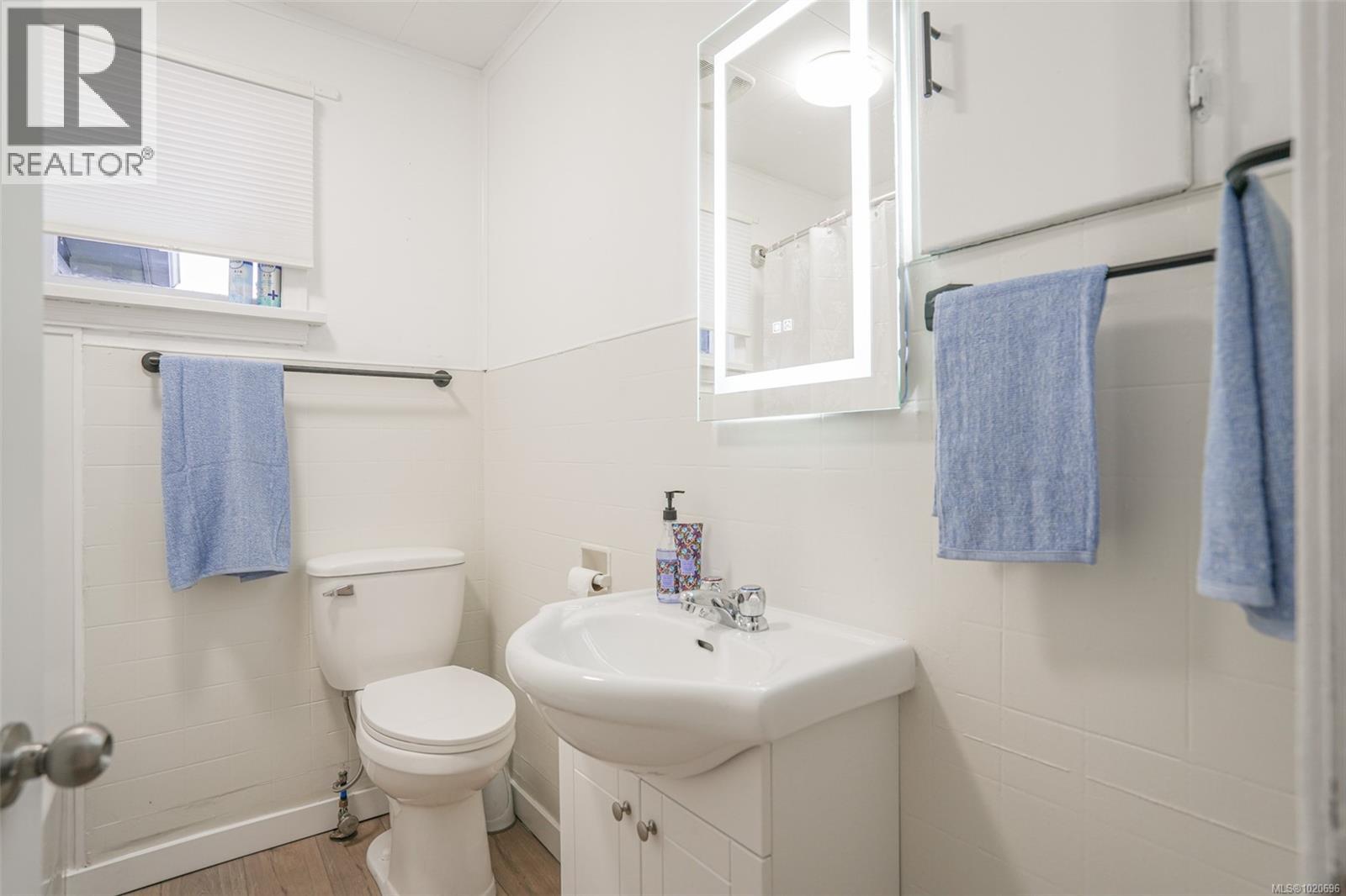 4865 Burde St, Port Alberni