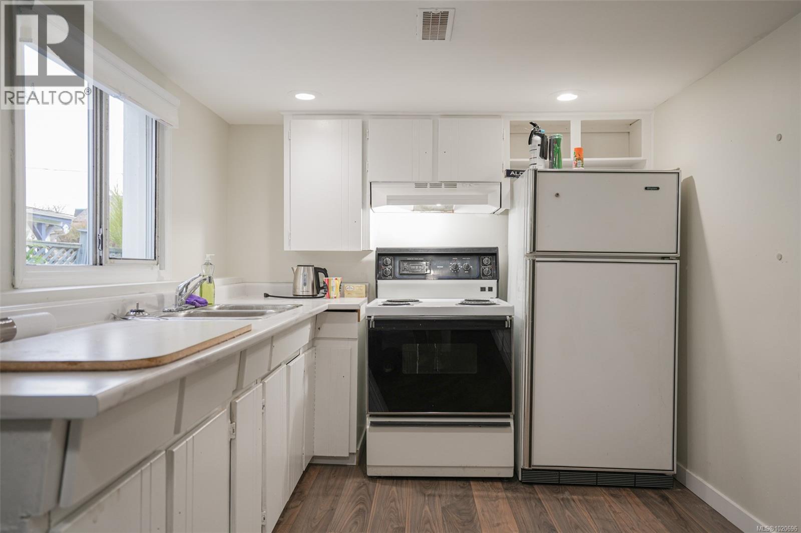 4865 Burde St, Port Alberni