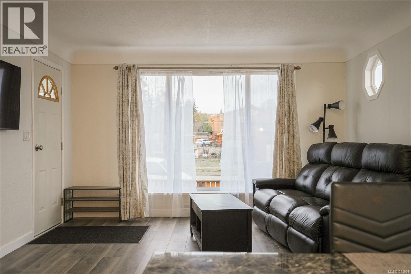 4865 Burde St, Port Alberni