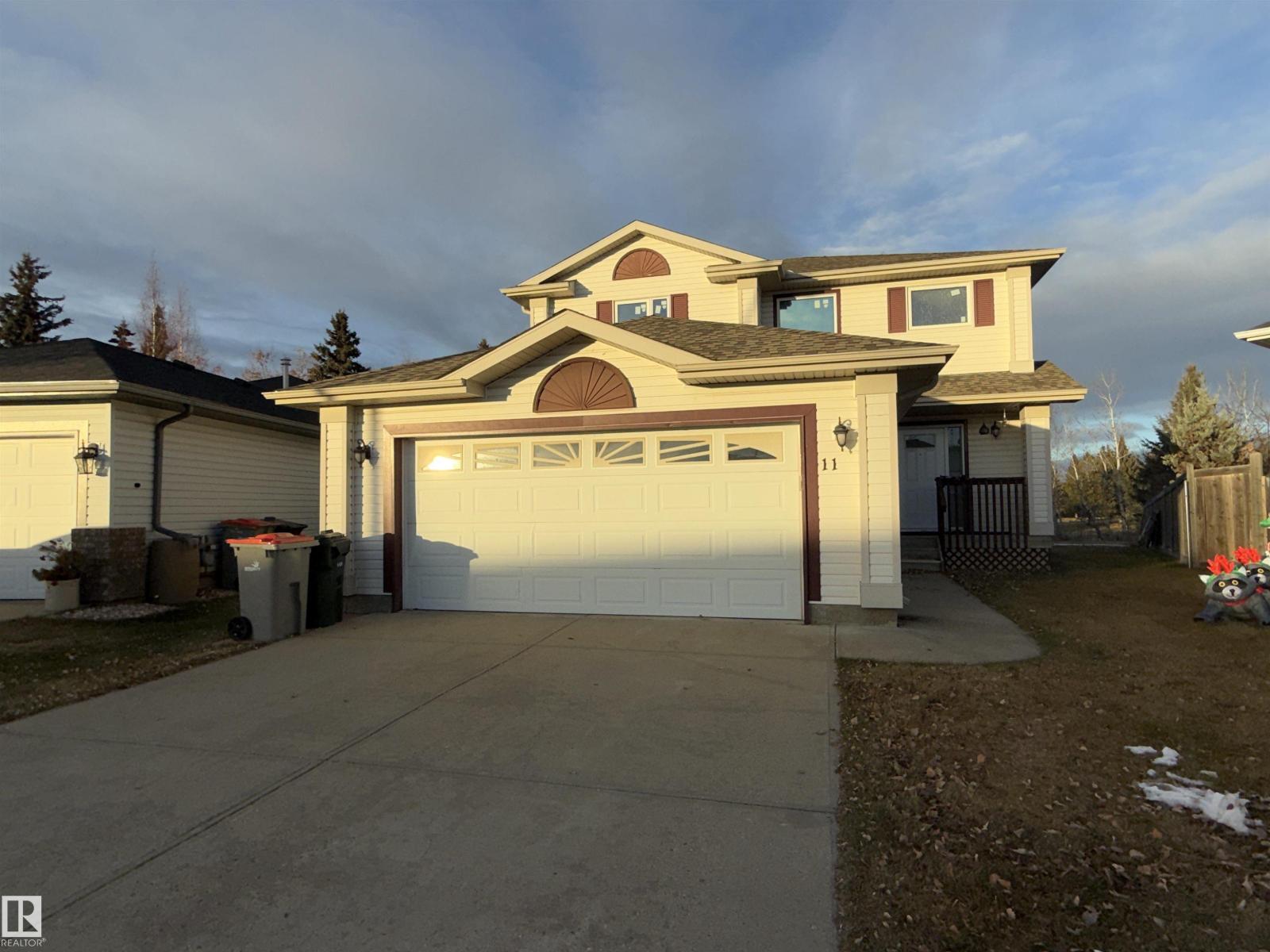 11 GREENBRIAR PL, Stony Plain