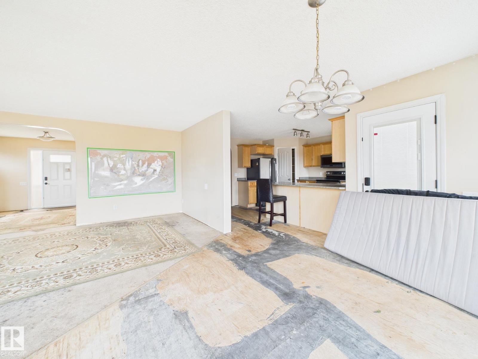 11 GREENBRIAR PL, Stony Plain