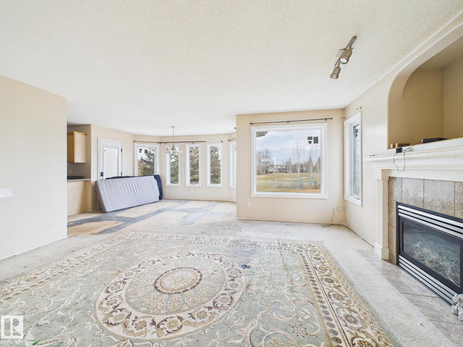 11 GREENBRIAR PL, Stony Plain