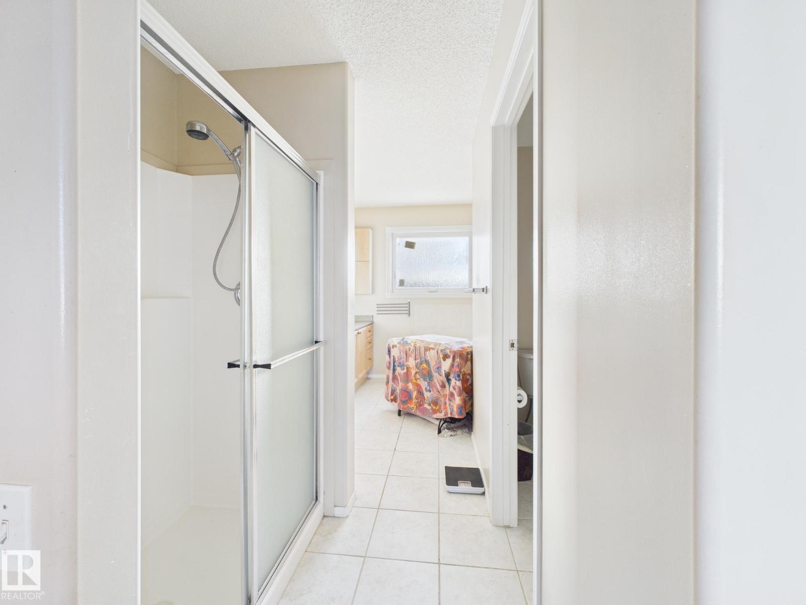 11 GREENBRIAR PL, Stony Plain