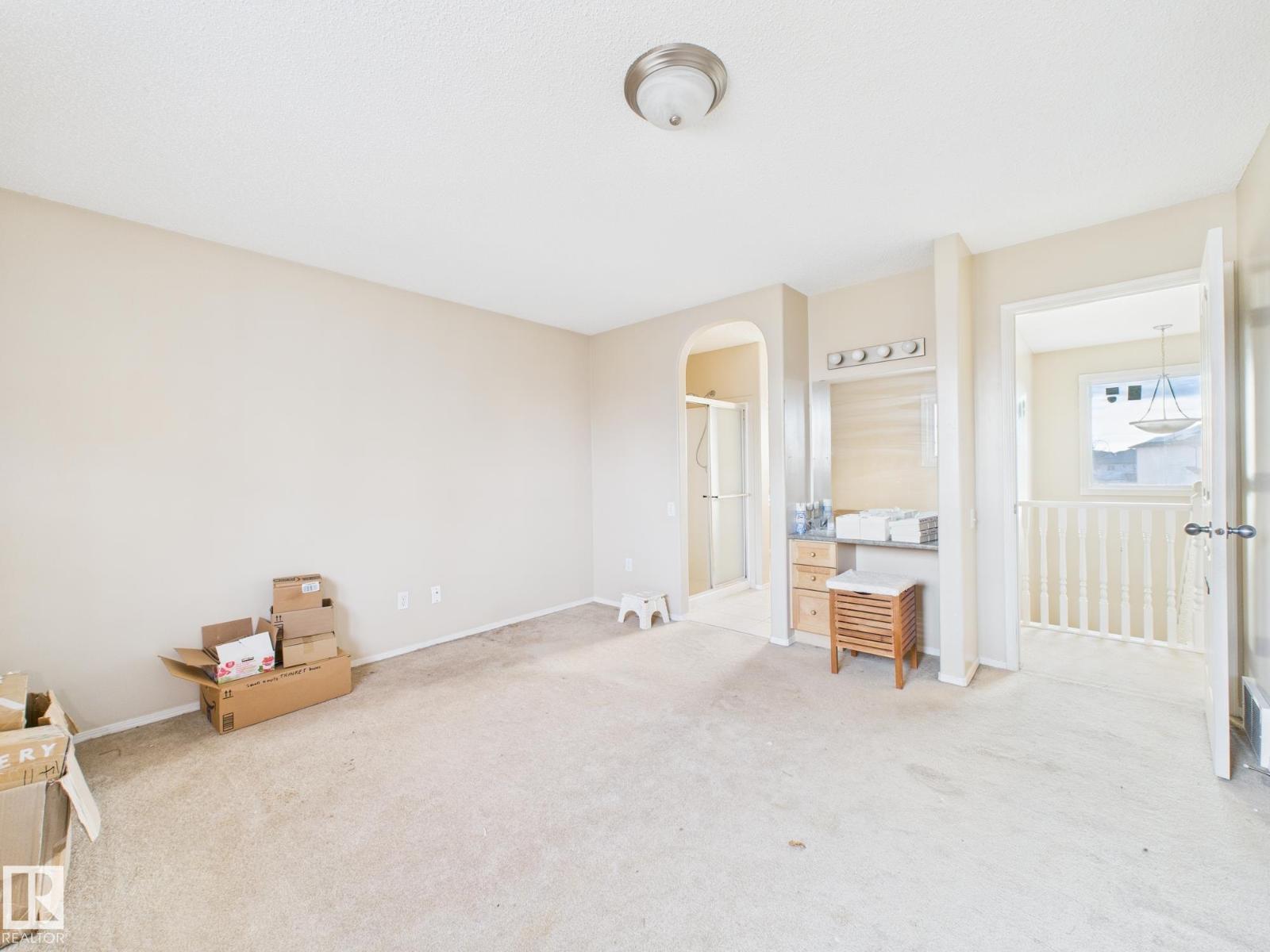 11 GREENBRIAR PL, Stony Plain