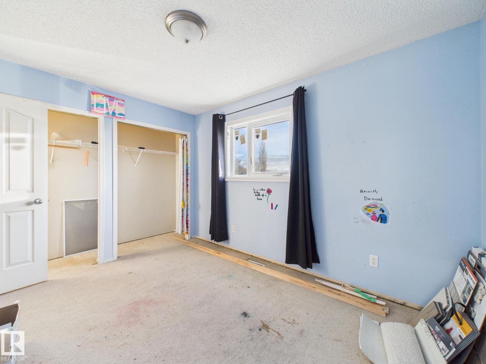 11 GREENBRIAR PL, Stony Plain