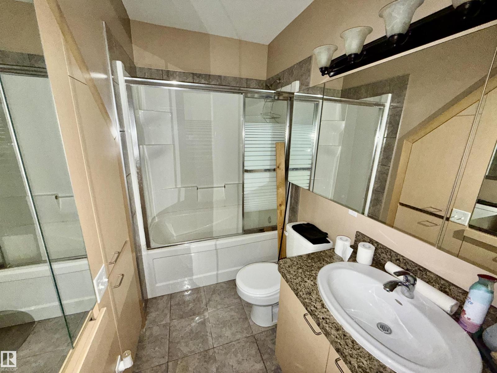 11 GREENBRIAR PL, Stony Plain