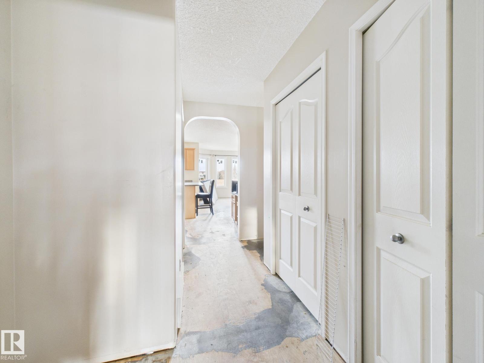 11 GREENBRIAR PL, Stony Plain