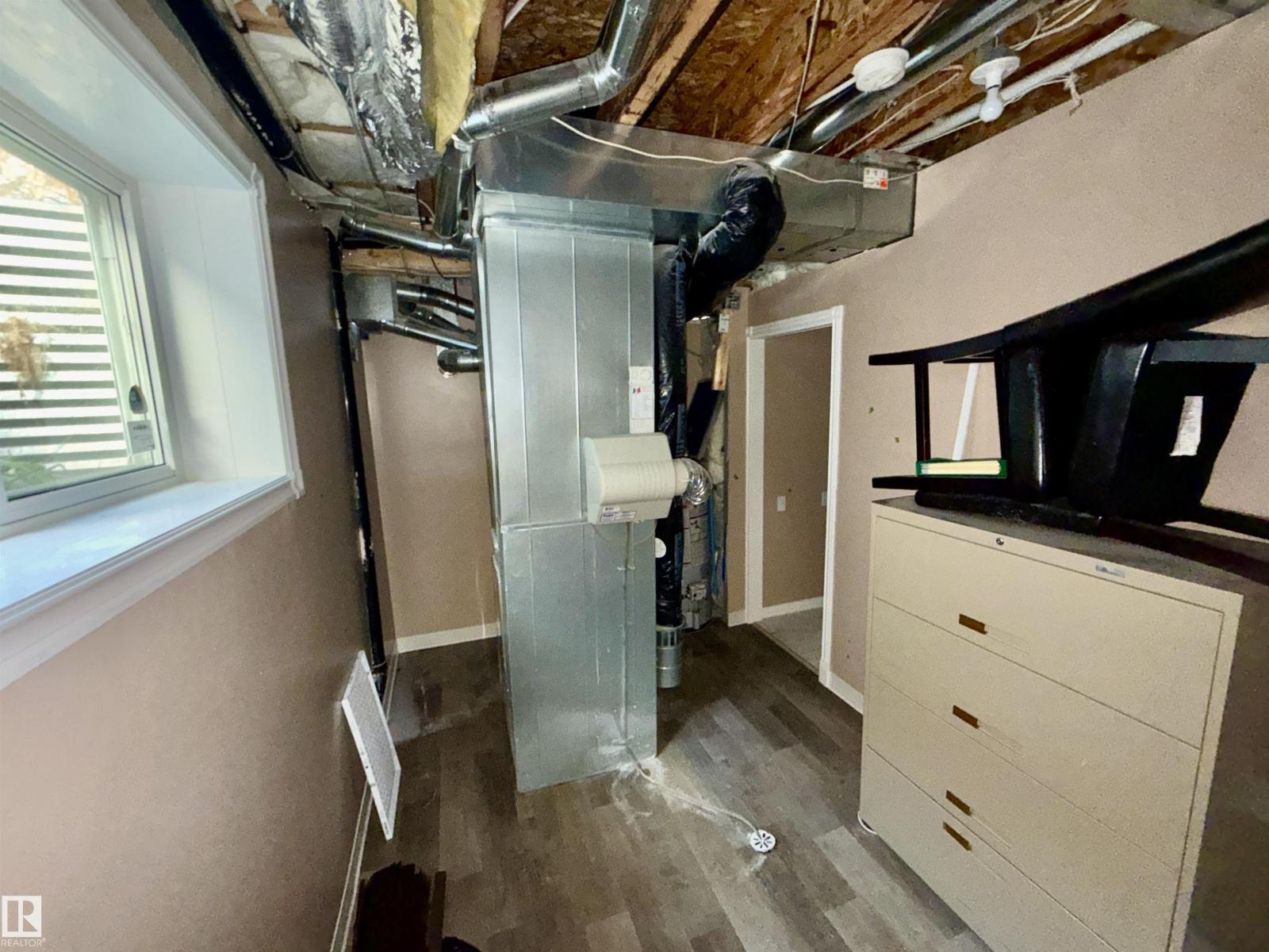 11 GREENBRIAR PL, Stony Plain