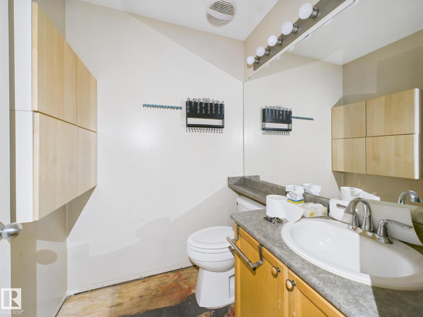 11 GREENBRIAR PL, Stony Plain