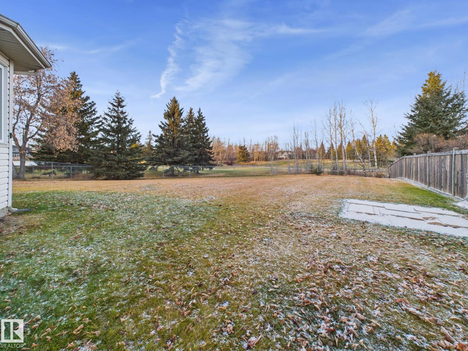 11 GREENBRIAR PL, Stony Plain