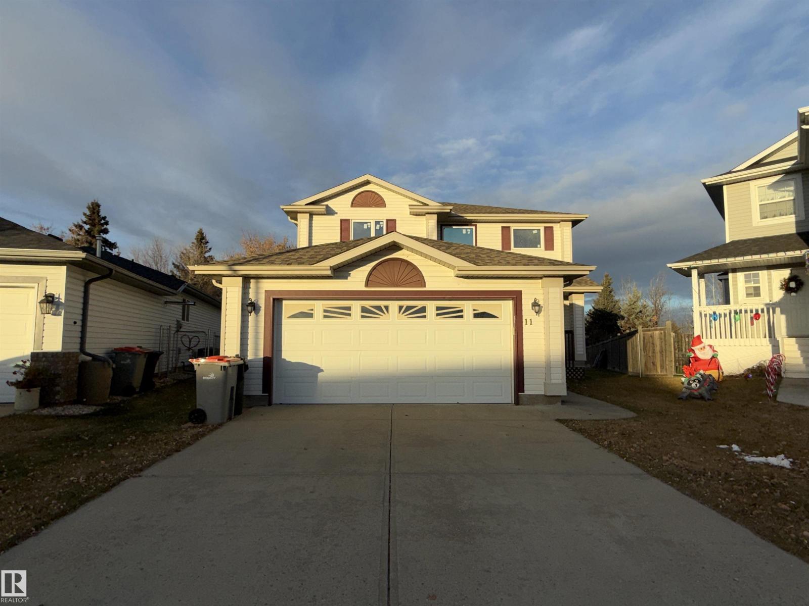 11 GREENBRIAR PL, Stony Plain