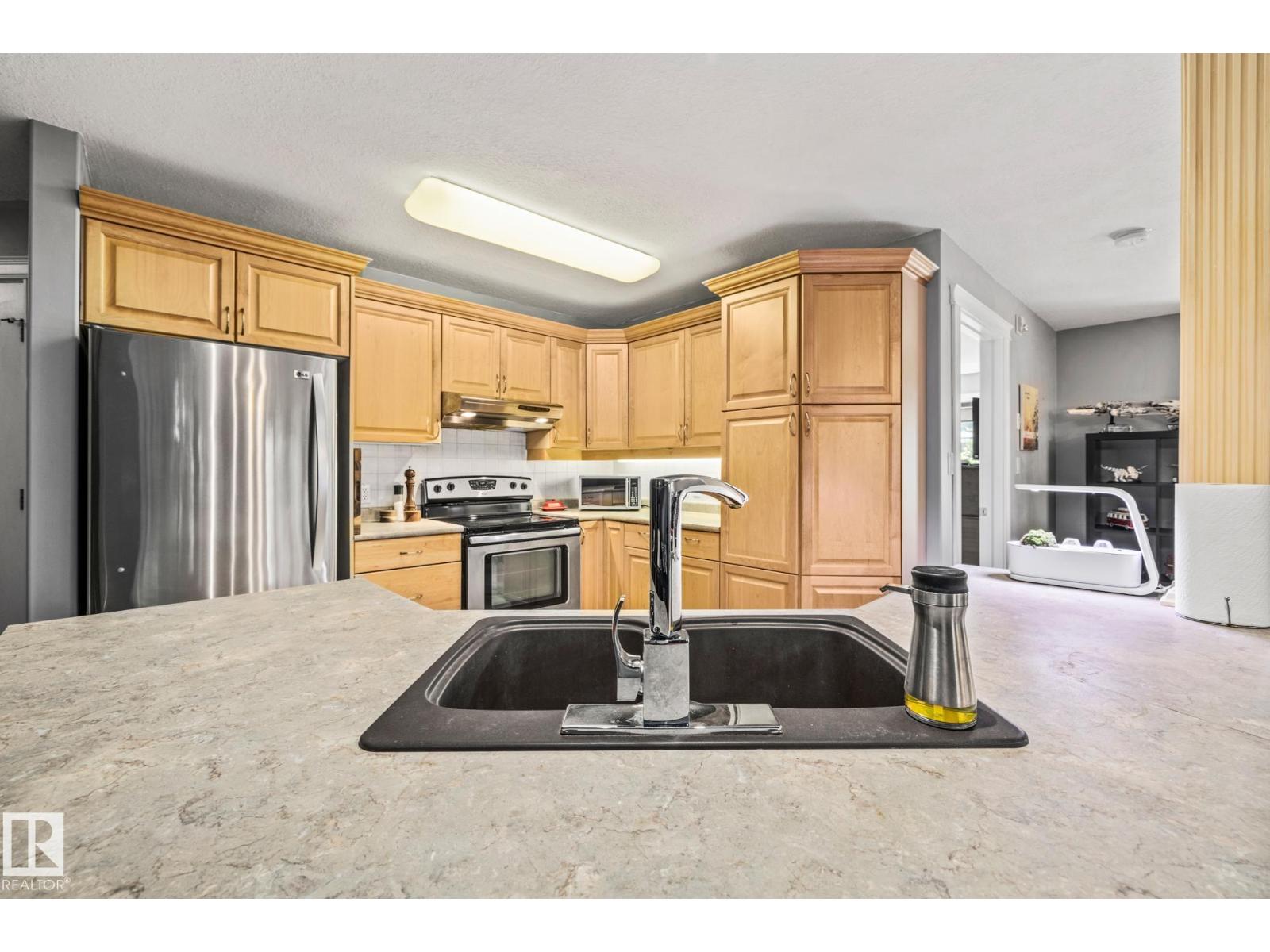 #209 6708 90 AV NW, Edmonton