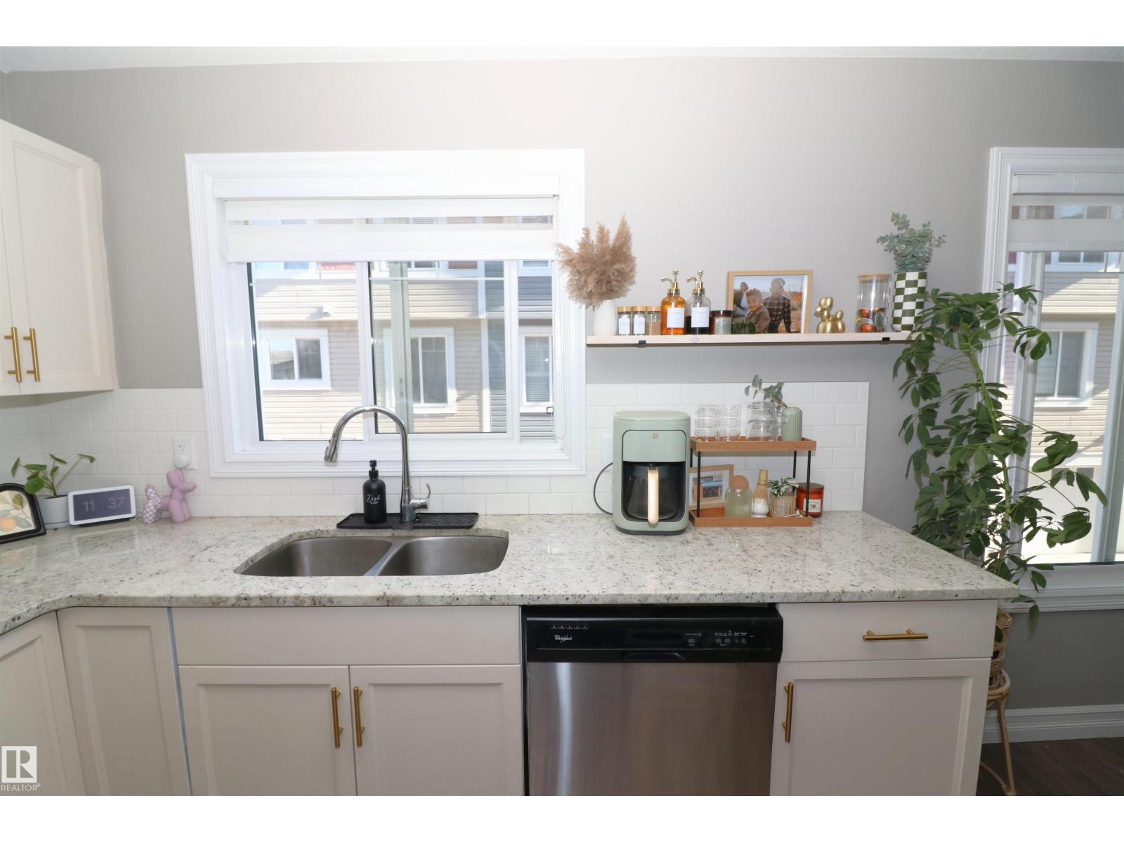 1508 105 ST NW, Edmonton