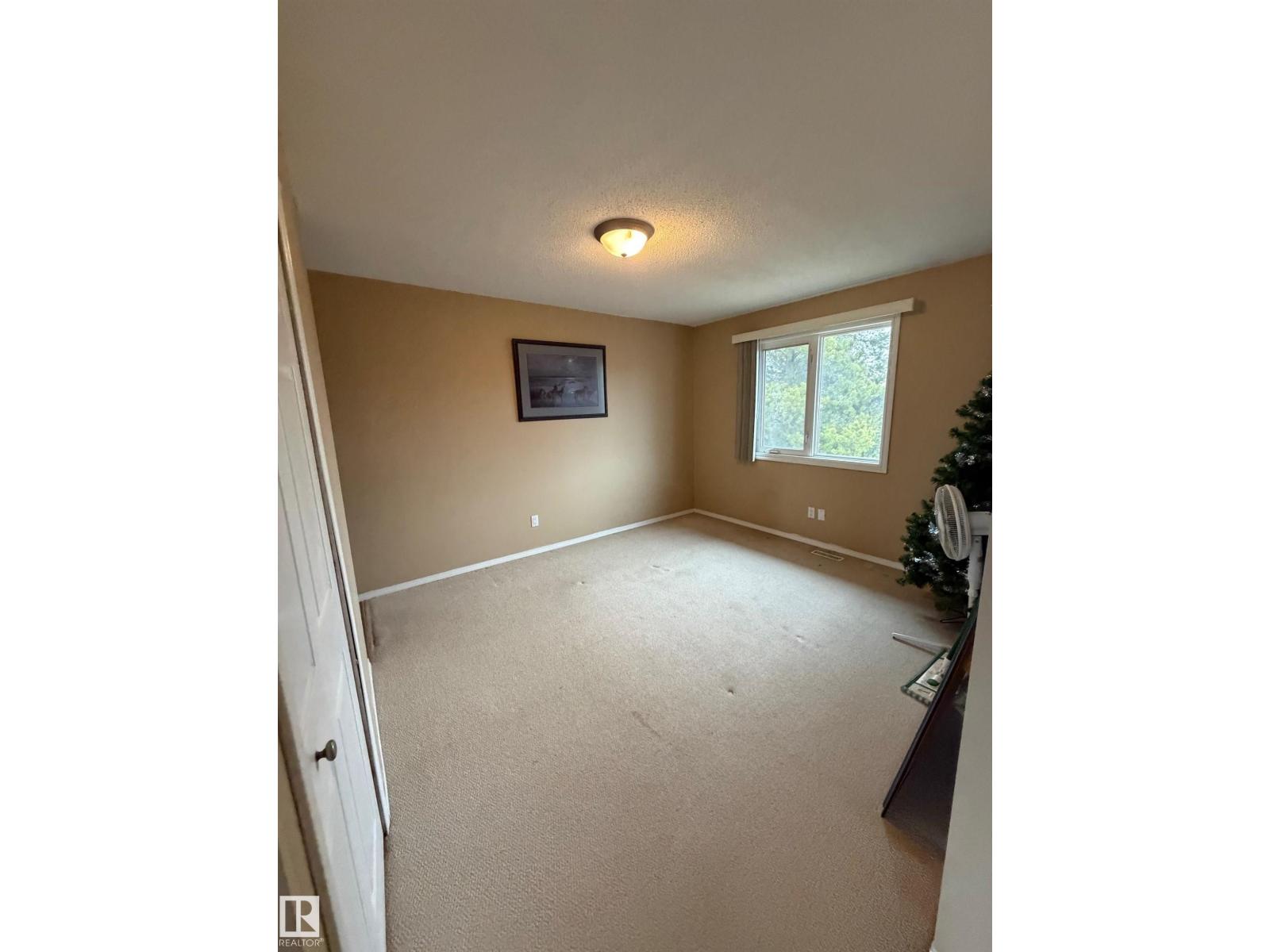 3841 62 ST NW NW, Edmonton