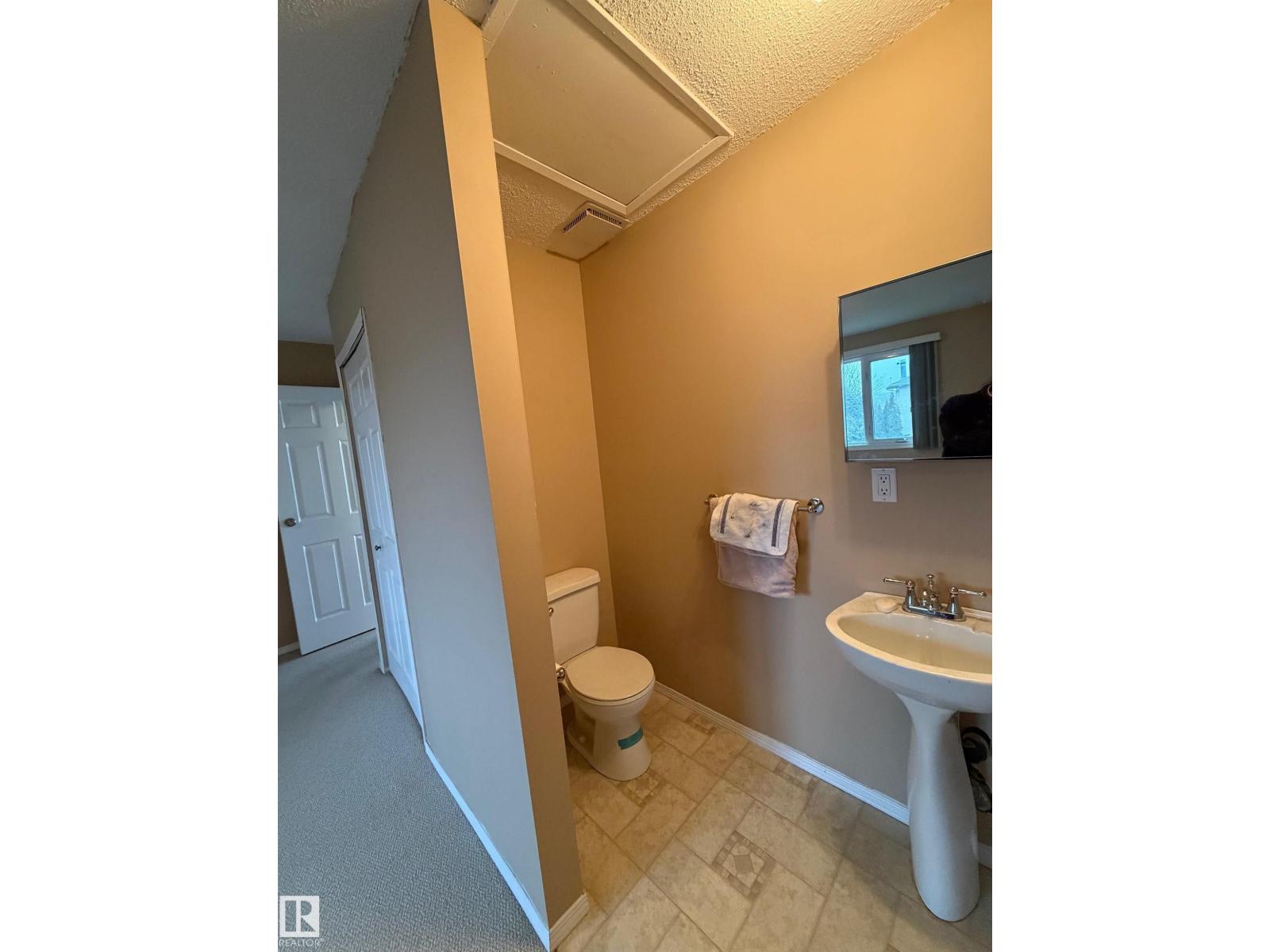 3841 62 ST NW NW, Edmonton