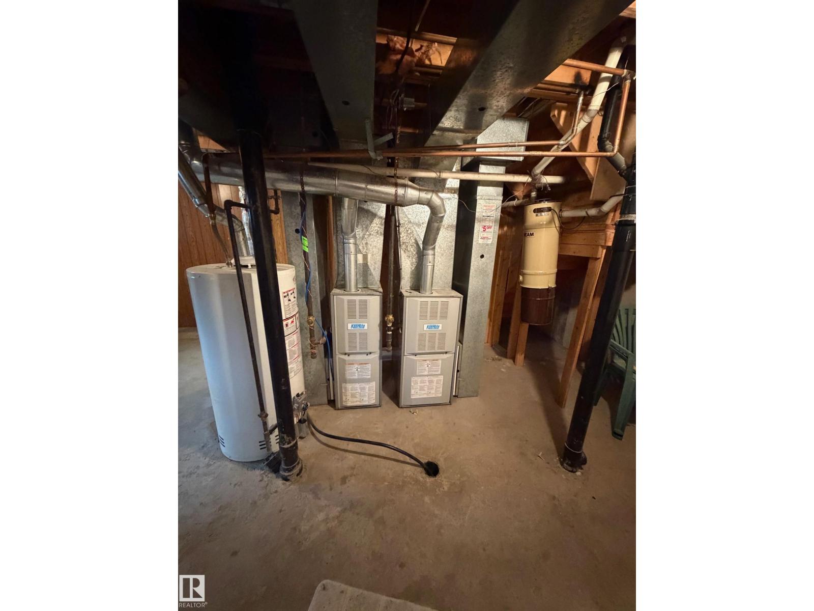 3841 62 ST NW NW, Edmonton