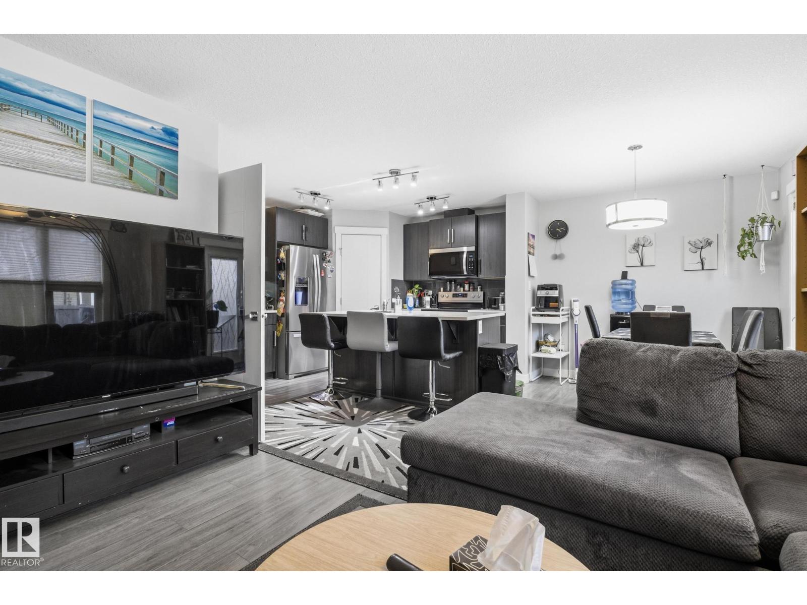 7237 ARMOUR CR SW SW, Edmonton