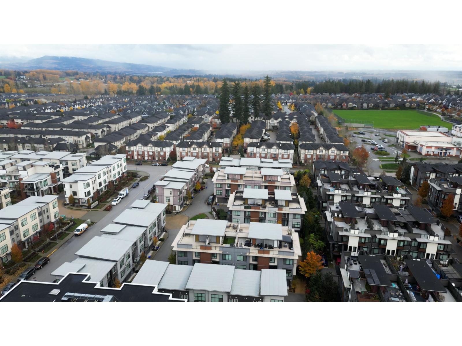 14 20852 78B AVENUE, Langley