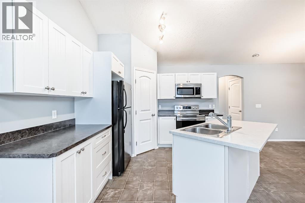 Single Family House for Sale in   Panatella Landing NW Panorama Hills Calgary 