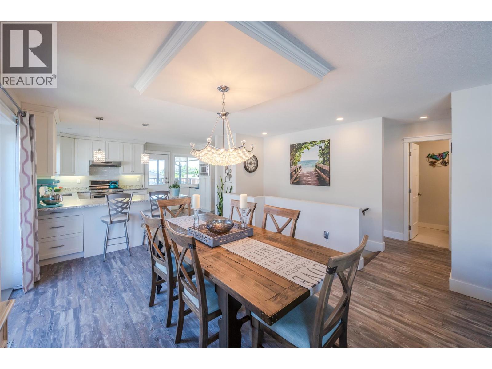 6 MCINTOSH Court, Osoyoos