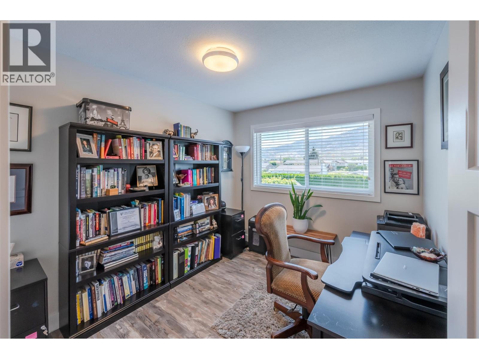 6 MCINTOSH Court, Osoyoos