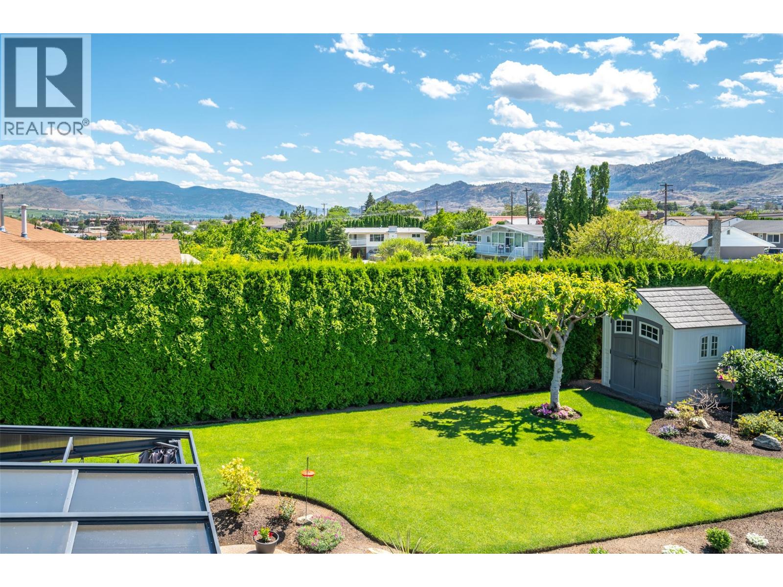 6 MCINTOSH Court, Osoyoos