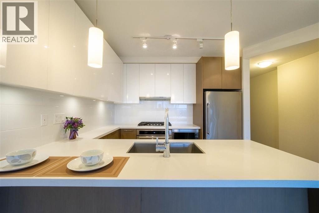 1905 3080 LINCOLN AVENUE, Coquitlam