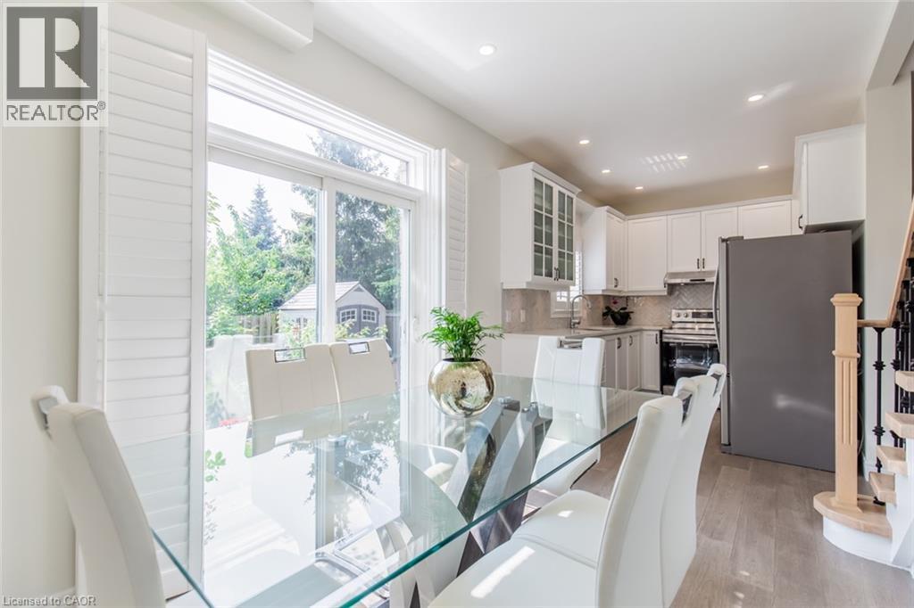 109 PEACHWOOD Crescent - 12
