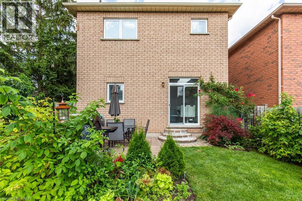 109 PEACHWOOD Crescent - 32