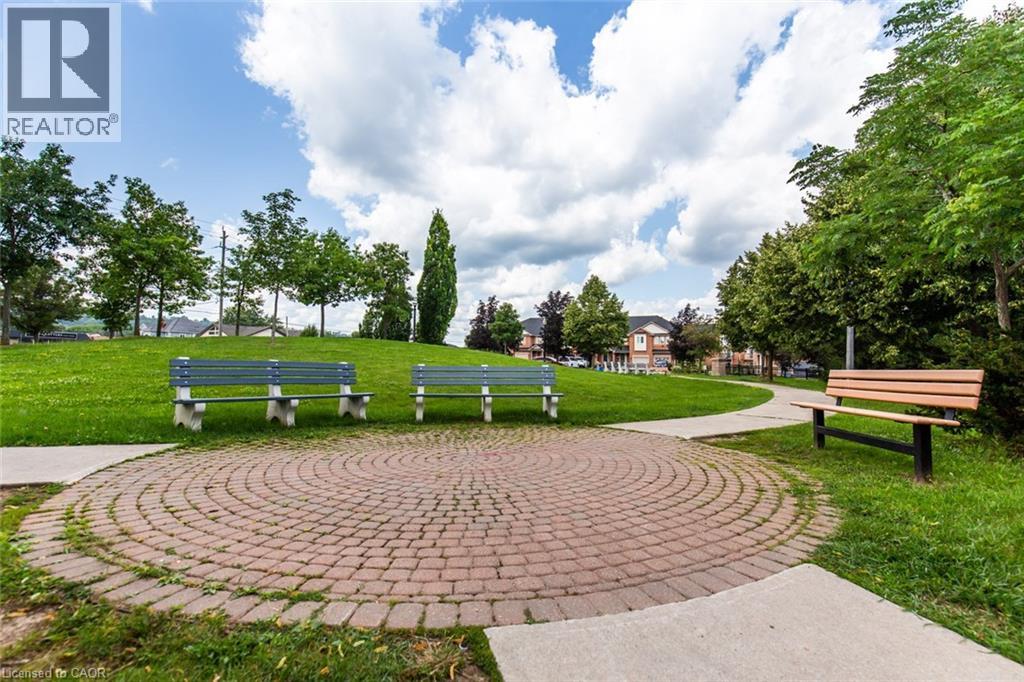 109 PEACHWOOD Crescent - 36