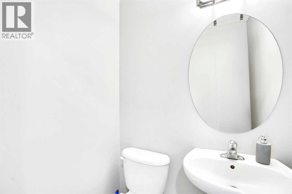 Single Family House for Sale in  Saddleridge Close NE Saddle Ridge Calgary 