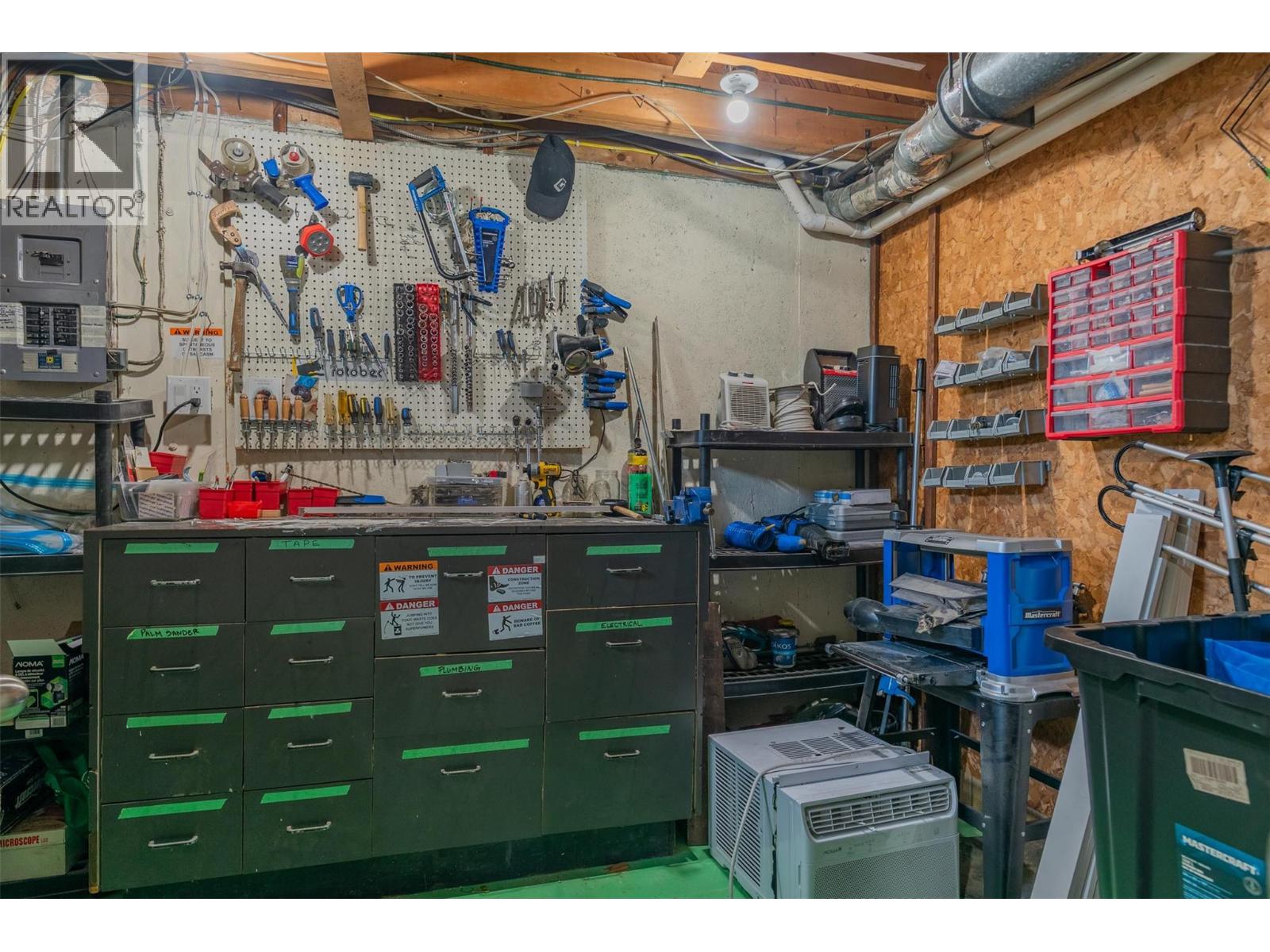 204 Pinewood Drive, Castlegar