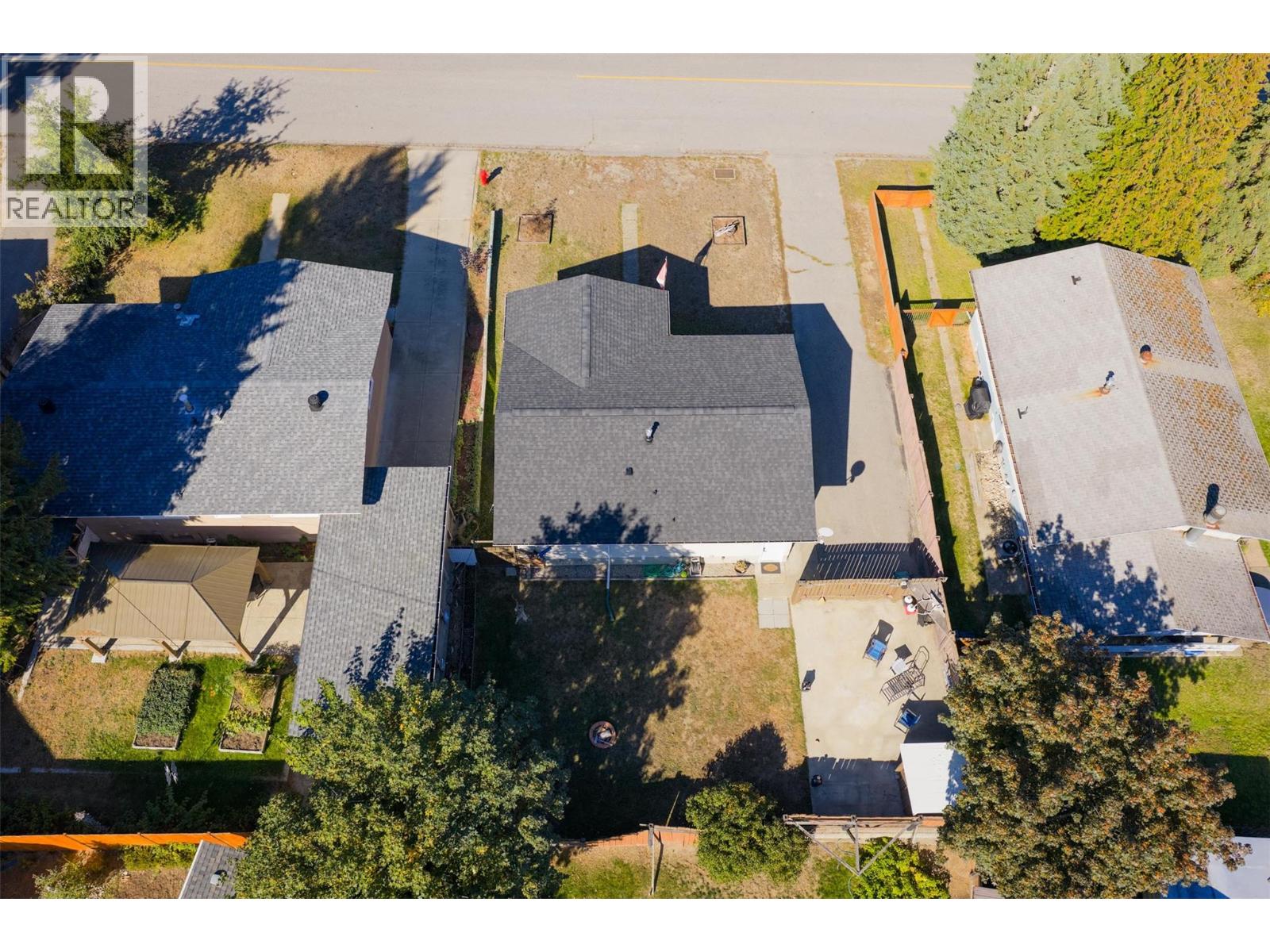 204 Pinewood Drive, Castlegar