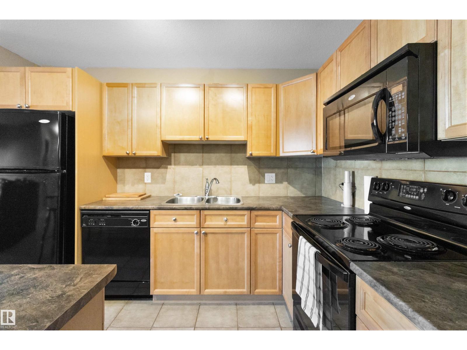 #230 400 PALISADES WY, Sherwood Park